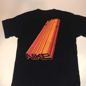 Vintage Nike tee (first picture is back side)